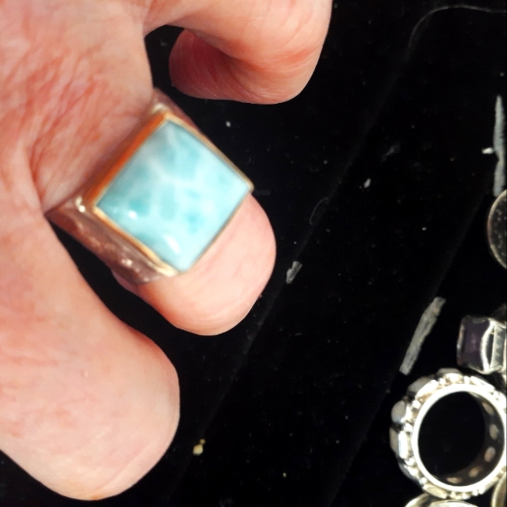 sundance blue calcedony sterling ring size 6